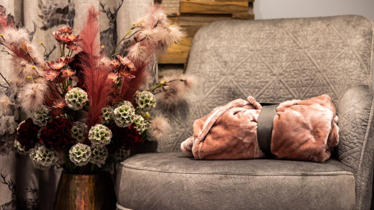 Sessel Herbstdekoration bei Ege Raum & Design Mühldorf