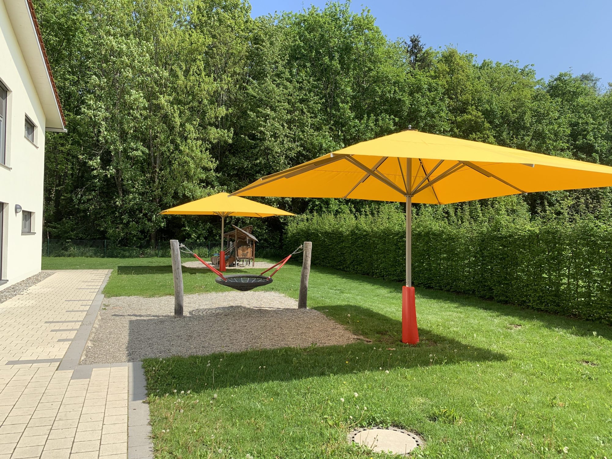Sonnenschirme bei Ege Raum & Design